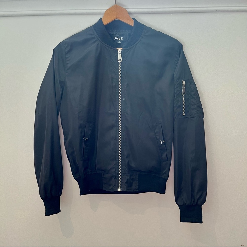 Black Jacket